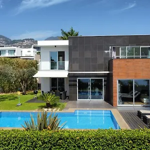  Villa Ravenala - By Lovelystay Portugal