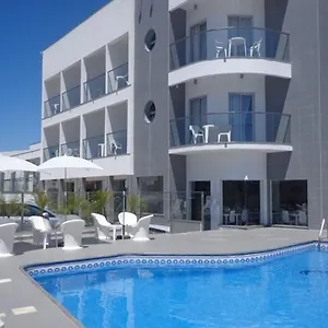 https://kr-hotels-albufeira-lounge-8200-261.hotelaalgarve.com